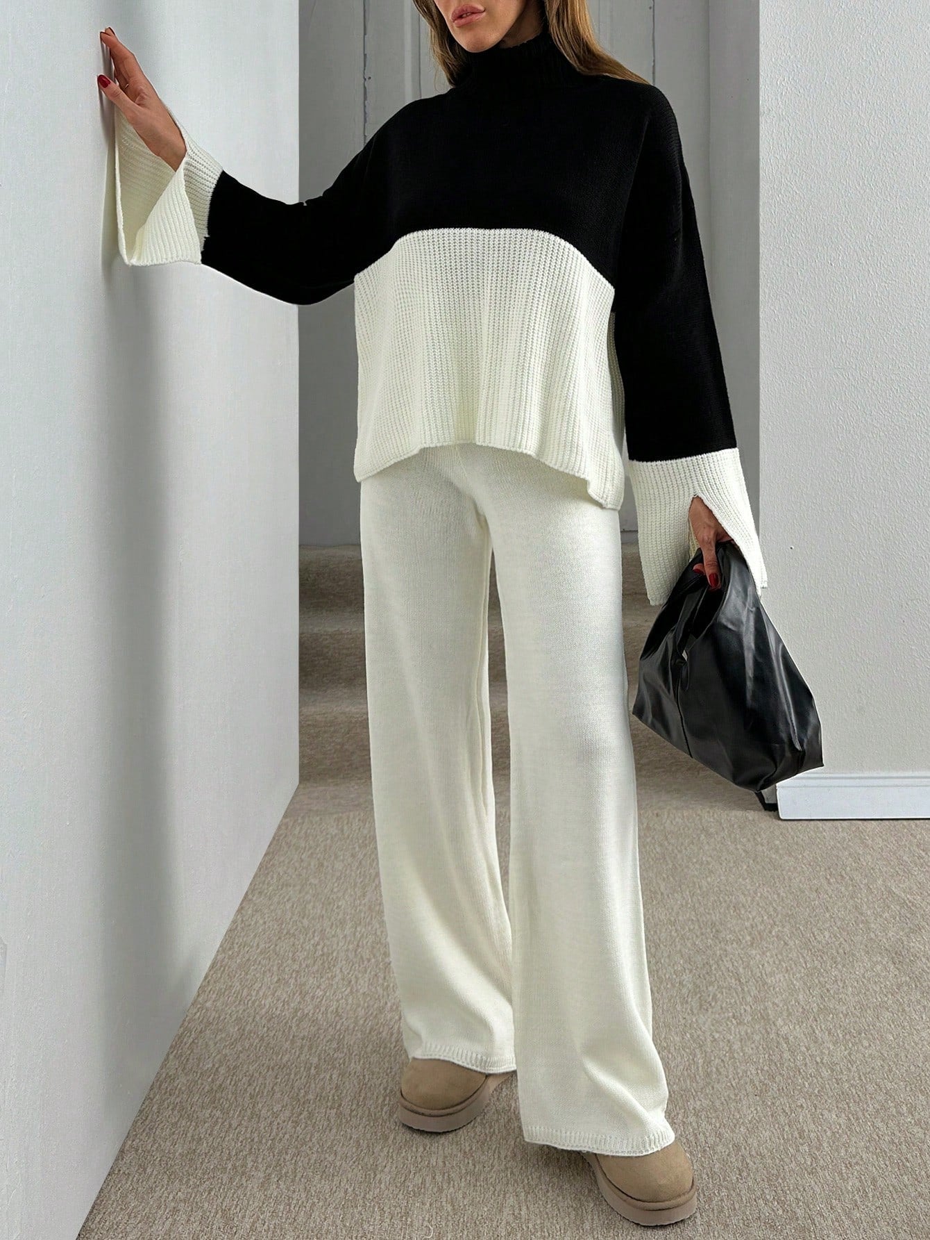 Colorblock Turtleneck Knit Lounge Set – Black & Ivory