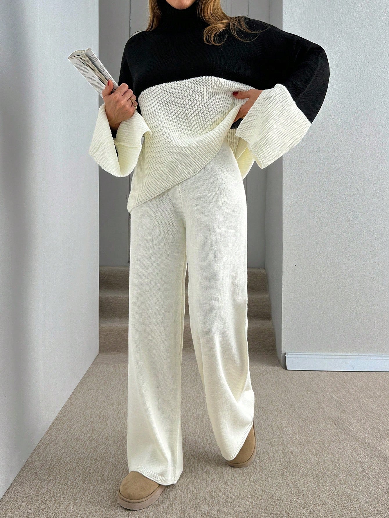 Colorblock Turtleneck Knit Lounge Set – Black & Ivory