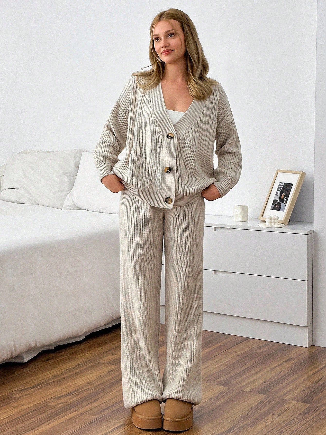Button-Front Knit Cardigan & Wide-Leg Lounge Set – Oatmeal Beige
